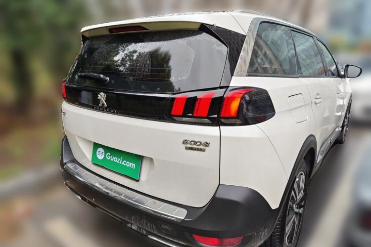 Used Peugeot 5008 2017 380THP 7-Seater Elite Edition