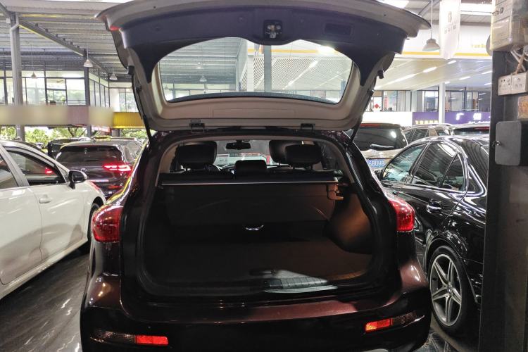 Used Infiniti QX50 2015 2.5L Comfort Edition Trunk