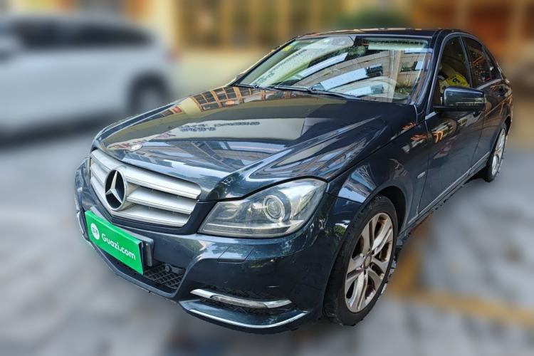 Used Mercedes-Benz C-Class 2011 C 200 CGI Fashion Model