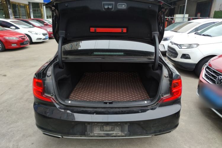 Used Volvo S90 2020 T5 Zhiyi Luxury Edition
