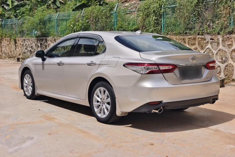 Used Toyota Camry 2019 2.0G Luxury Edition China VI Standard