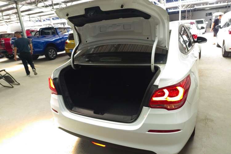 Used Chevrolet Cavalier 2019 320 Automatic Enjoyment with Sunroof