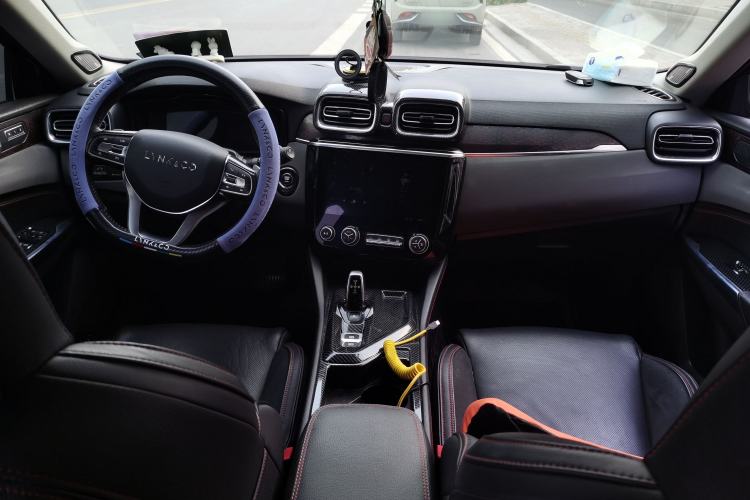 Used Lynk & Co 02 2018 1.5T DCT Two-Wheel Drive Pro Version China V Emission Standard
