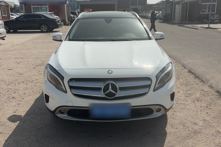 Used Mercedes-Benz GLA 2016 GLA 200 Fashion Model Exterior 1