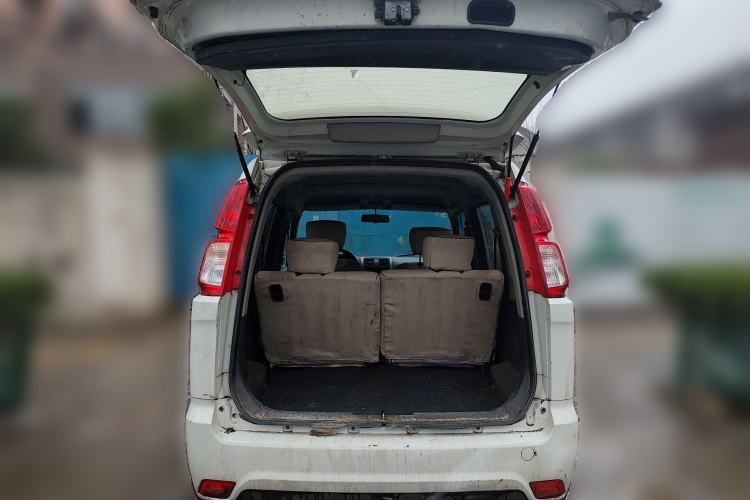 Used Suzuki Wagon R X5 2013 Luxury Edition 1.4L Standard Model
