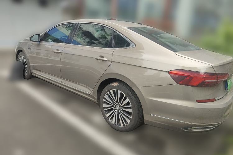 Used Volkswagen Passat 2019 330TSI Luxury Edition China VI Standard
