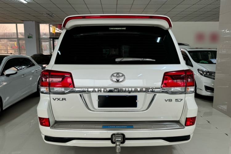 Used Toyota Land Cruiser 