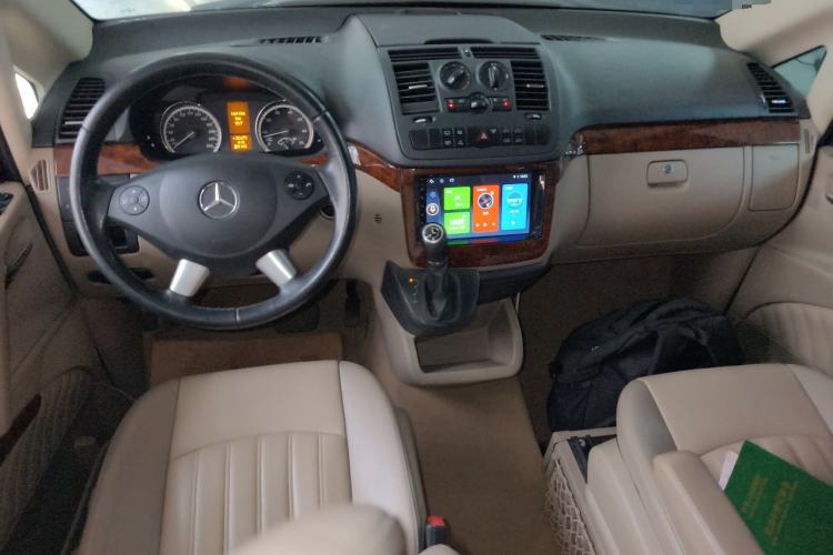 Used Mercedes-Benz Viano 2013 3.0L Hospitality Edition