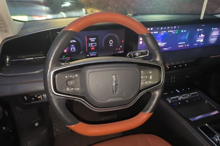 Used Lincoln Z 2022 iXiang Deluxe Edition Steering Wheel