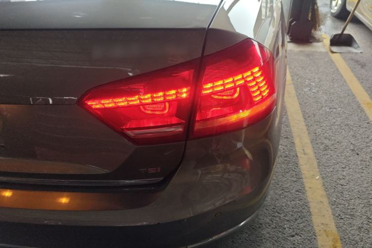 Used Volkswagen Passat 2015 1.8TSI DSG Prestige Edition