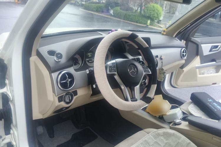 Used Mercedes-Benz GLK-Class 2015 GLK 300 4MATIC Fashion Edition Ultimate Version
