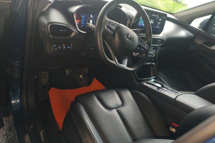 Used Hyundai Santa Fe 2019 380 TGDi TOP Automatic All-Wheel Drive Flagship (HTRAC) – China VI Standard
