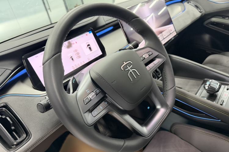 Used BYD Song L EV 2025 Intelligent Driving Version 602 km Range LiDAR-equipped All-Wheel-Drive Type
