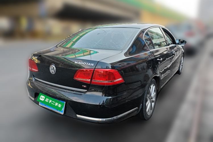 Used Volkswagen Magotan 2013 2.0 TSI Prestige Model
