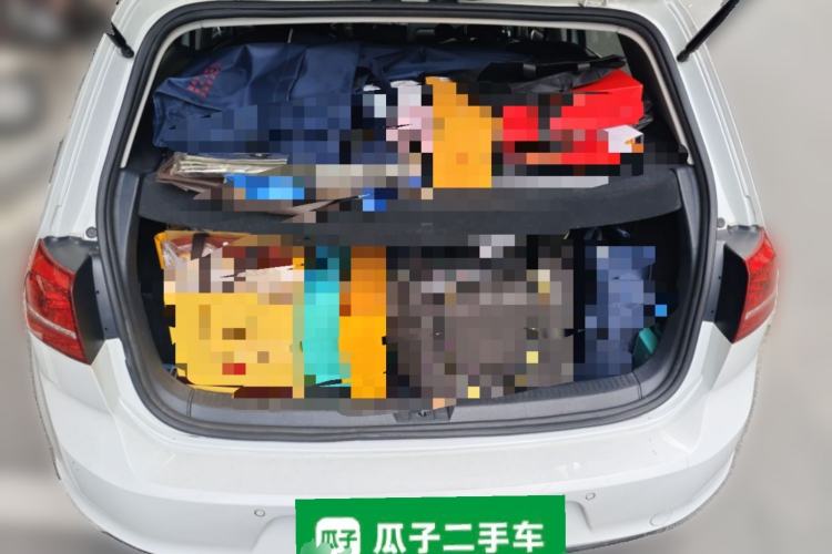 Used Volkswagen Golf 2016 1.6L Automatic Fashion Model Trunk