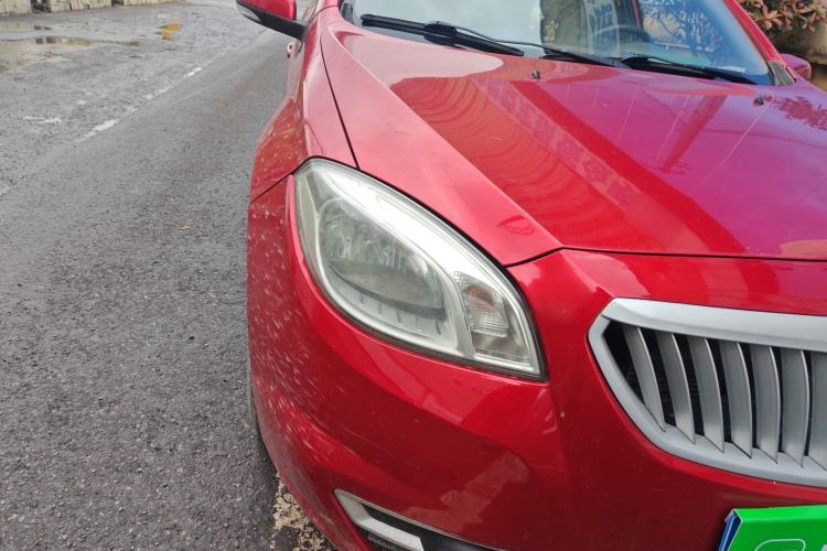 Used Brilliance H330 2013 1.5L Manual Comfort Model Right Front Headlight