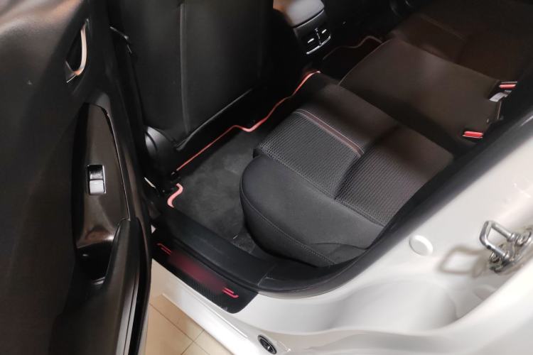 Used Mazda Mazda 3 Axela 2017 Sedan 1.5L Automatic Luxury Model China VI Standard