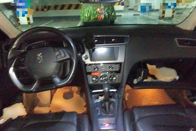 Used DS 5LS 2014 1.6T Luxury Edition THP160