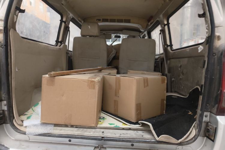 Used Wuling Rongguang 2011 1.2L Comfort Model Trunk