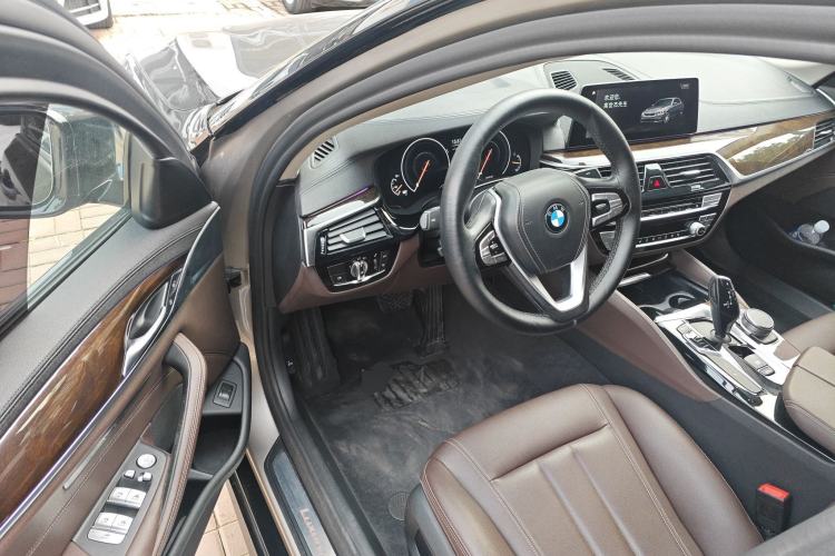 Used BMW 5 Series 2019 Facelifted 525Li Luxury Package