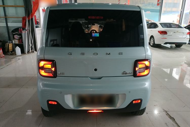Used Geely Galaxy Panda 2024 Panda Mini 200km Endurance Bear
