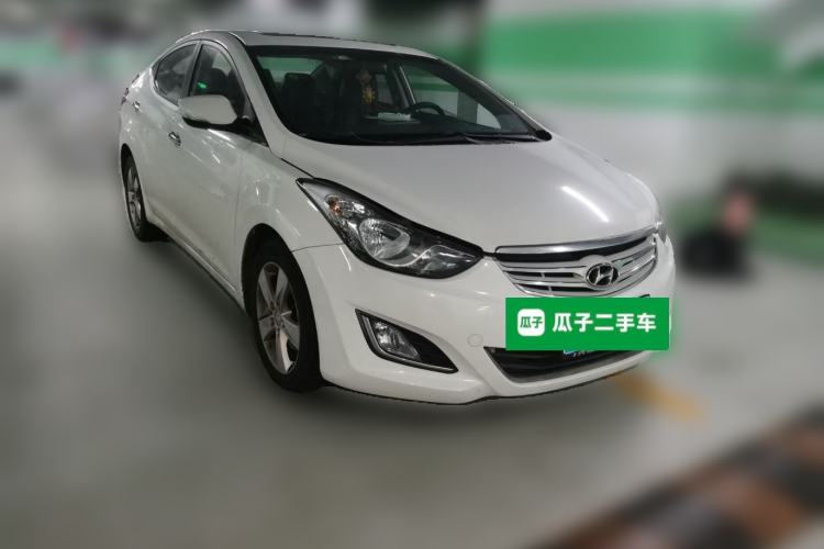 Used Hyundai Elantra (5th Generation / Langdong) 2013 1.6L Automatic Leading Model Front Right 45 Deg