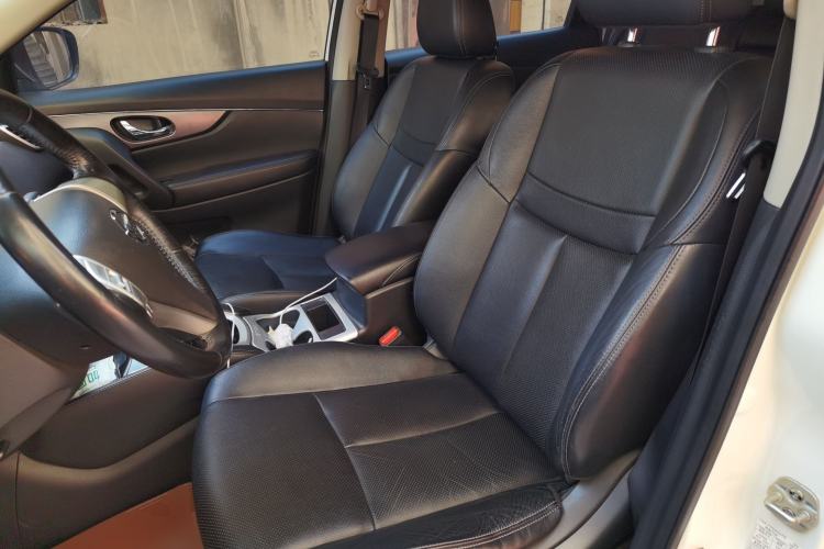 Used Nissan X-Trail 2014 2.0L CVT Comfort Edition 2WD Left Front Seat