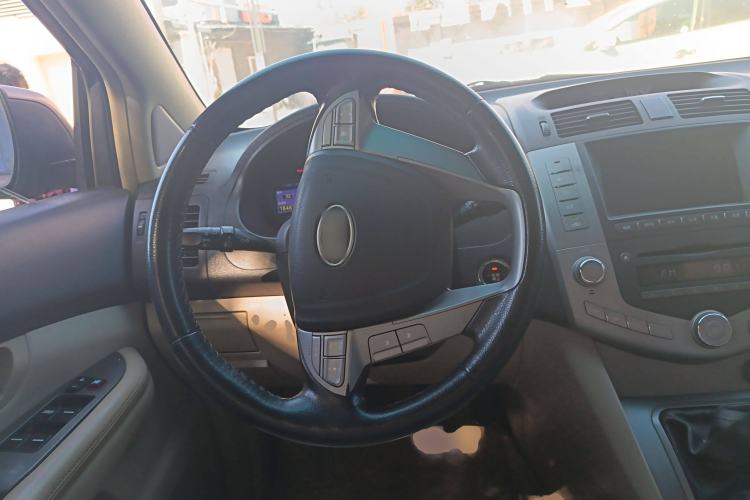 Used BYD S6 2012 2.0L Manual Luxury Version