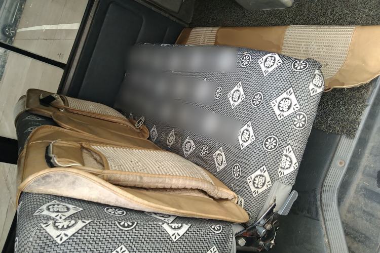 Used FORTHING Lingzhi 2016 V3 1.5L 5-Seater Special Offer Model Left Rear Seat