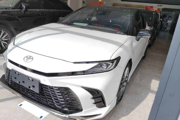 Used Toyota Camry 2024 Dual-Motor 2.0 HXS Sport Plus Edition