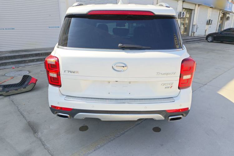 Used GAC Trumpchi GS8 2017 320T Two-Wheel Drive Luxury Smart Connectivity Version (7 Seats)
