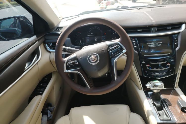 Used Cadillac XTS 2015 28T Comfort Model
