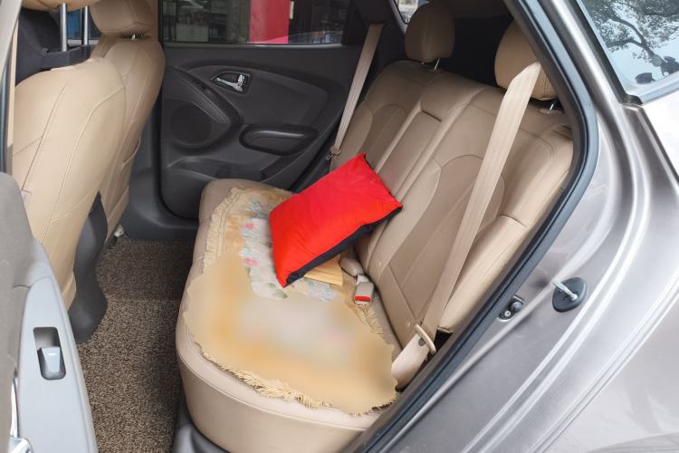 Used Hyundai ix35 2010 2.0L Automatic Two-Wheel Drive Elite Edition GLS
