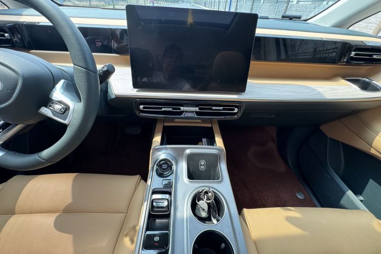 Used GAC Trumpchi E8 2024 Honor Series 2.0L Honor Edition Interior 4