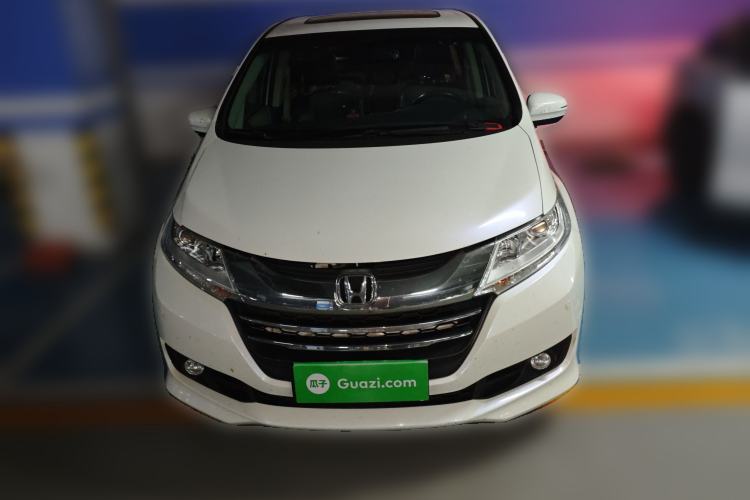 Used Honda Odyssey 2015 Revised 2.4L Luxury Edition