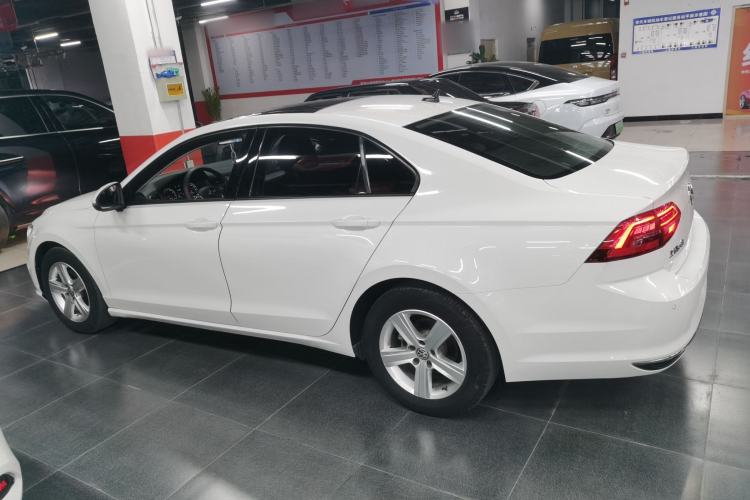 Used Volkswagen Lamando 2021 230TSI DSG Fashion Edition
