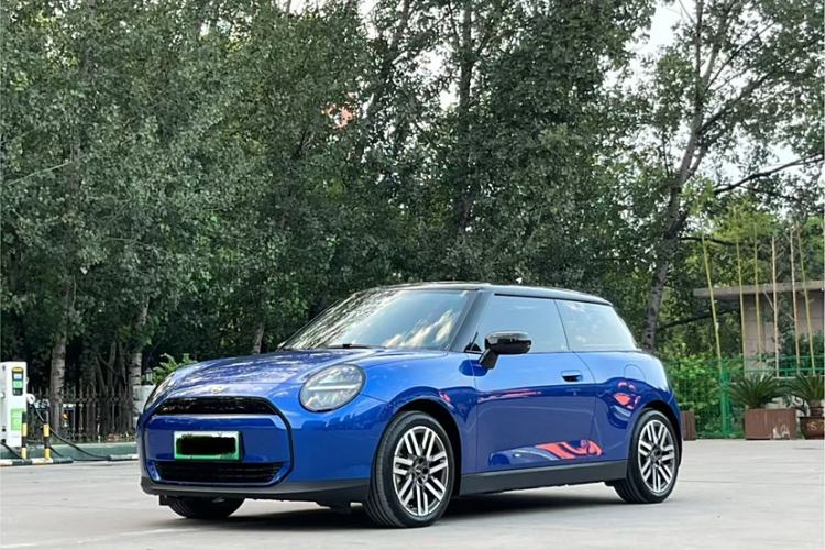 Used MINI Electric COOPER 2024 456km COOPER E Classic Edition