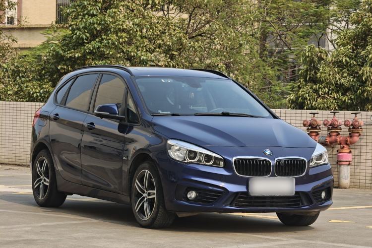 Used BMW 2 Series Active Tourer 2016 218i Sports Design Package Exterior 2