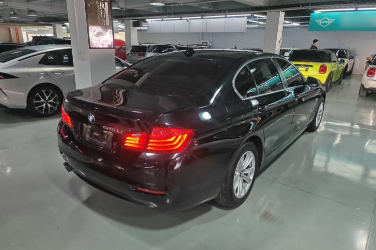 Used BMW 5 Series 2014 520Li Elegant Model
