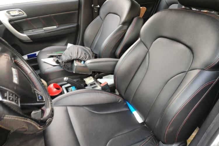 Used Haval H6 2016 Upgraded Model 1.5T Automatic Two-Wheel Drive Elite Version
