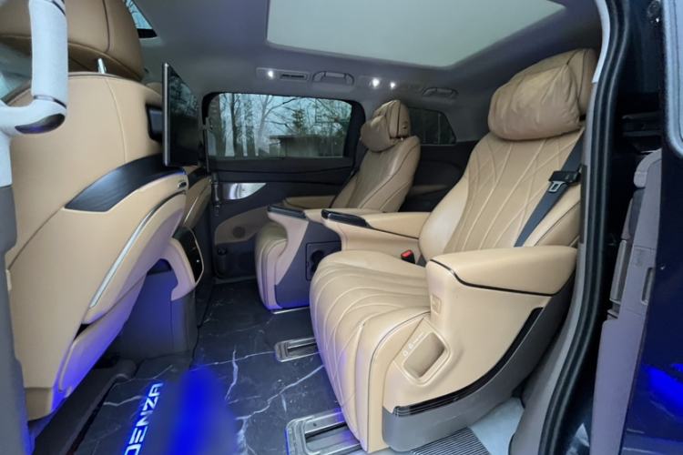 Used Denza D9 2022 DM-i 970 Four-Wheel Drive Prestige Model