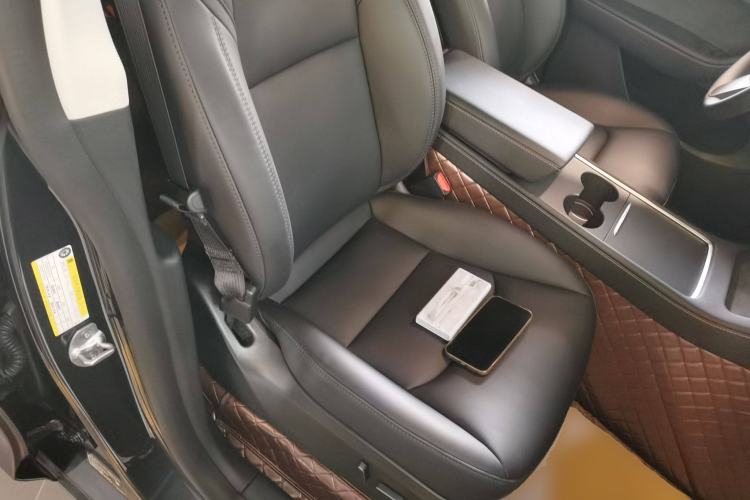 Used Tesla Model Y 2024 Rear-Wheel-Drive Version