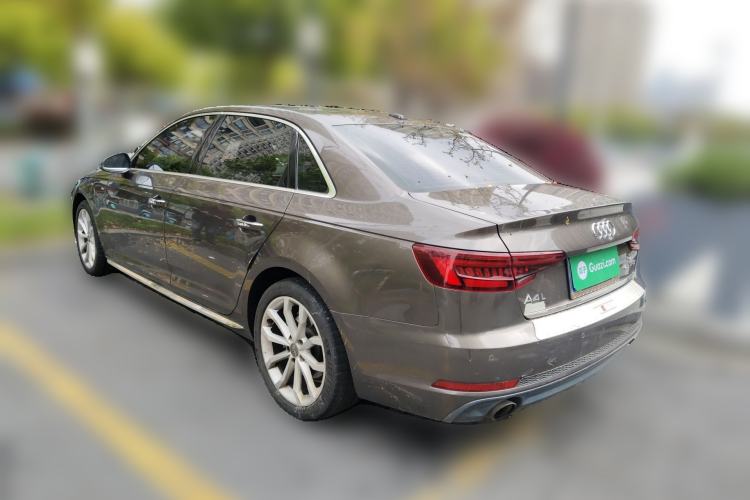 Used Audi A4L 2018 30th Anniversary Edition 40 TFSI Fashion Model
