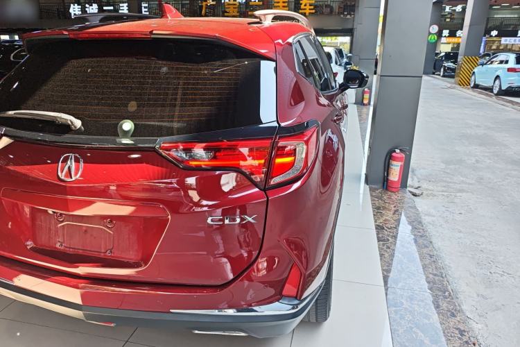 Used Acura CDX 2016 1.5T Two-Wheel Drive Deluxe Edition