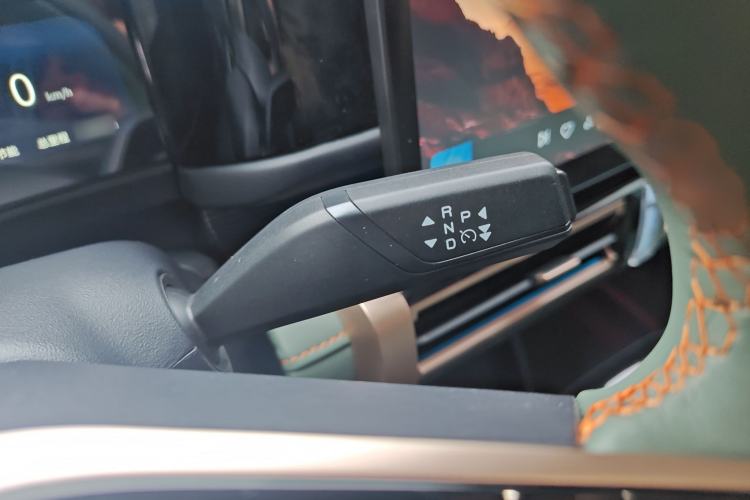 Used iCAR 03 2024 472km Four-Wheel Drive Long-Range Intelligent Advanced Version
