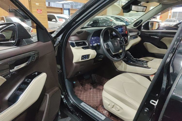 Used Toyota Highlander 2022 Dual-Engine 2.5L Four-Wheel Drive Supreme Edition 7-Seater