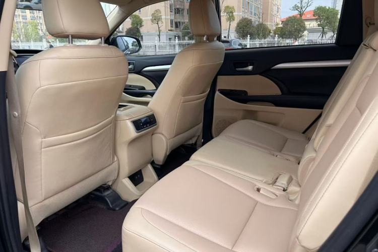 Used Toyota Highlander 2018 2.0T Four-Wheel Drive Elite Edition 7 Seats China VI Standard