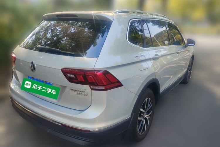 Used Volkswagen Tiguan L 2017 330TSI Automatic Two-Wheel Drive Luxury Edition
