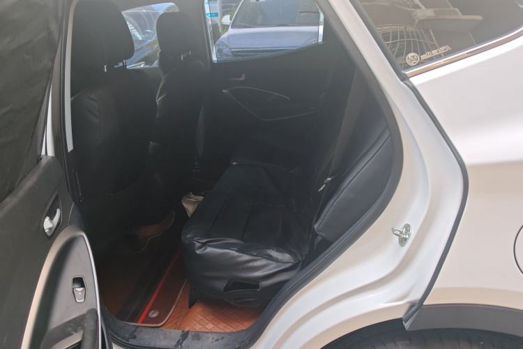 Used Hyundai Santa Fe 2013 2.4L Automatic Two-Wheel Drive Smart Version
