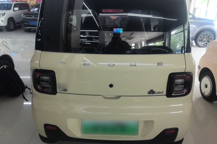 Used Geely Galaxy Panda 2023 Panda Mini 200km Endurance Bear Rear
